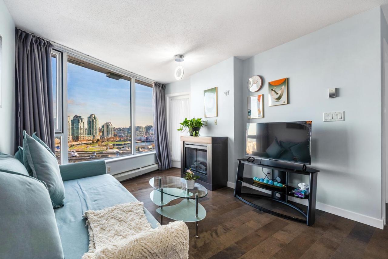 Downtown 1 Bedroom Water View Condo Vancouver Dış mekan fotoğraf
